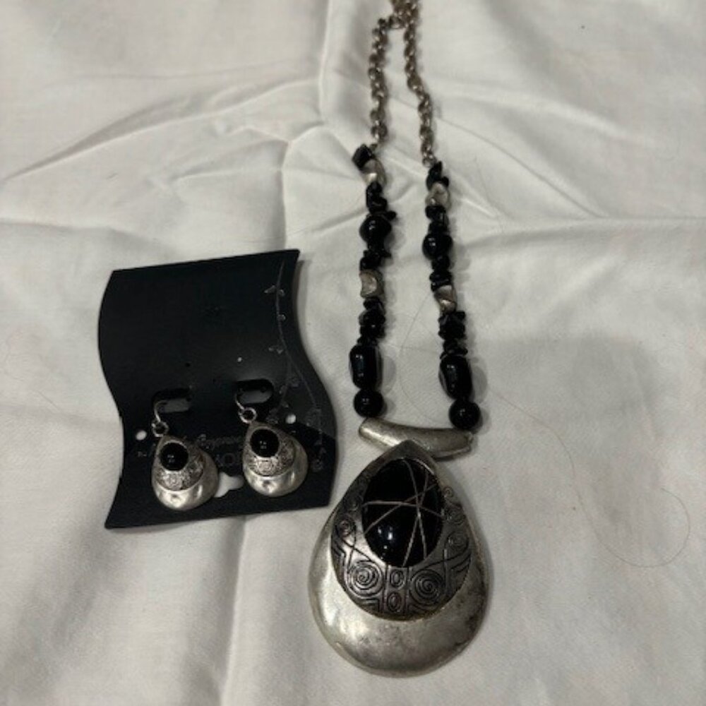 Black & Silver set